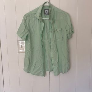 Women’s element button down